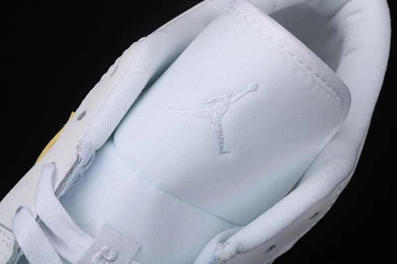 All categories Air Jordan Jordan series basketball shoes Air Jordan 1 Low Air Jordan 1 Low "White Multi" AJ1 Joe 1 four-color mandarin duck low-top cultural and leisure sports sneakers CW7035-100
